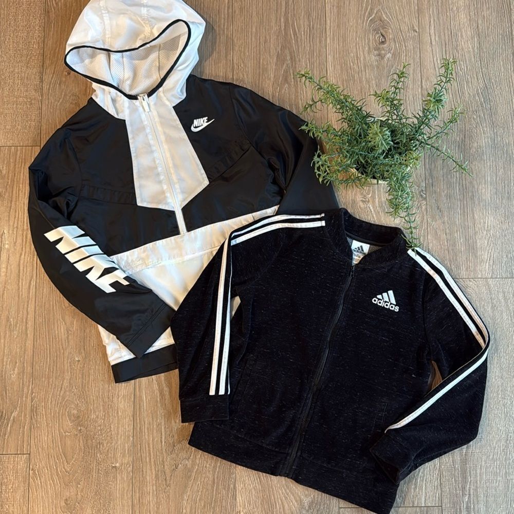 ((2 PIECE)) GIRLS JACKET BUNDLE NIKE AND ADIDAS SIZE MEDIUM